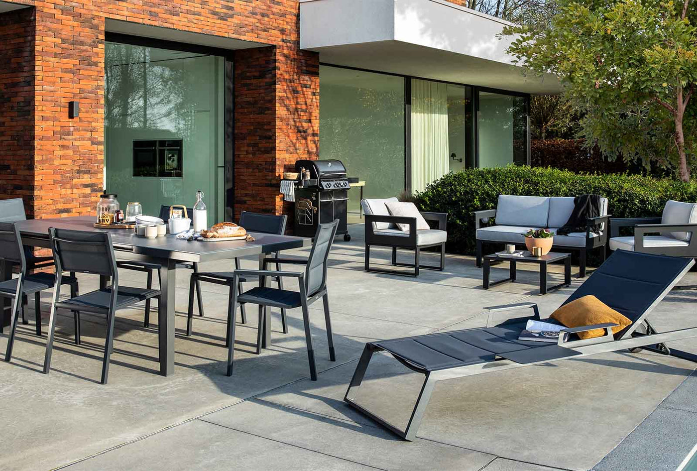 Línea de diseño de muebles de exterior hechos en aluminio resistente